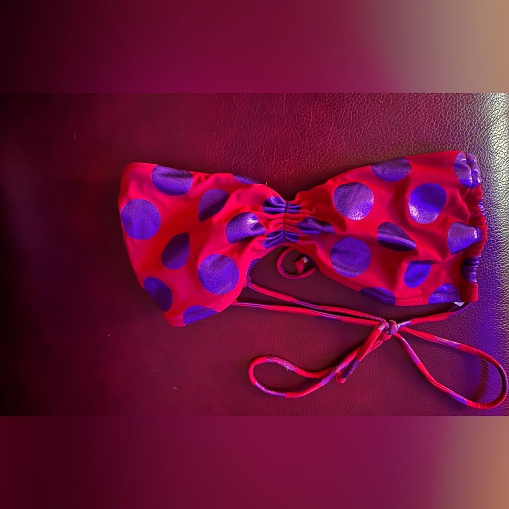 Victorias Secret bikini top.